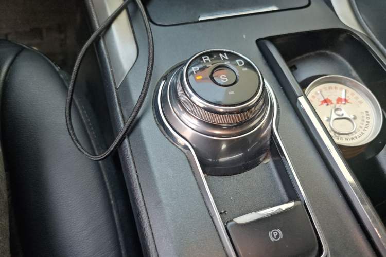 Used Ford Mondeo 2017 EcoBoost 180 Stylish Model Gear Lever