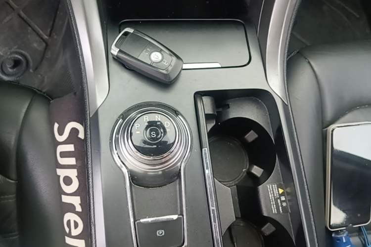 Used Ford Mondeo 2017 EcoBoost 180 Stylish Model Gear Lever
