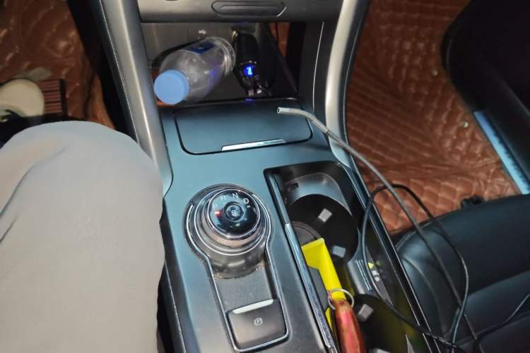Used Ford Mondeo 2017 EcoBoost 180 Stylish Model Gear Lever