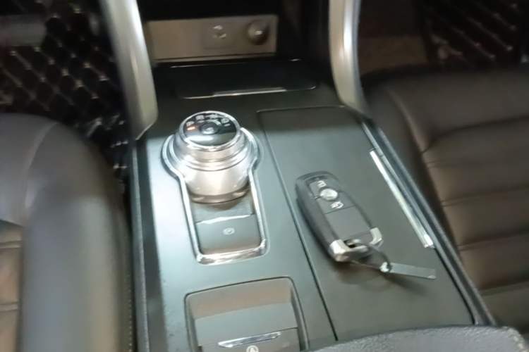 Used Ford Mondeo 2017 EcoBoost 180 Stylish Model Gear Lever