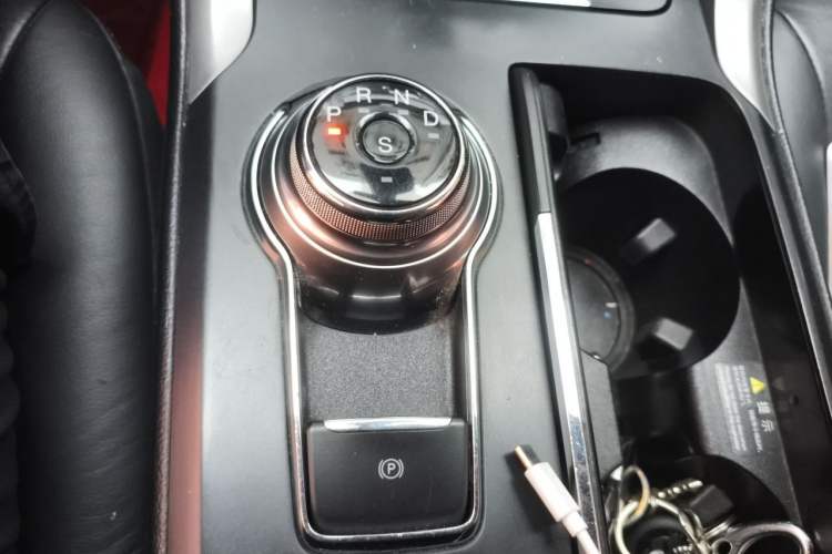 Used Ford Mondeo 2017 EcoBoost 180 Luxury Model Gear Lever