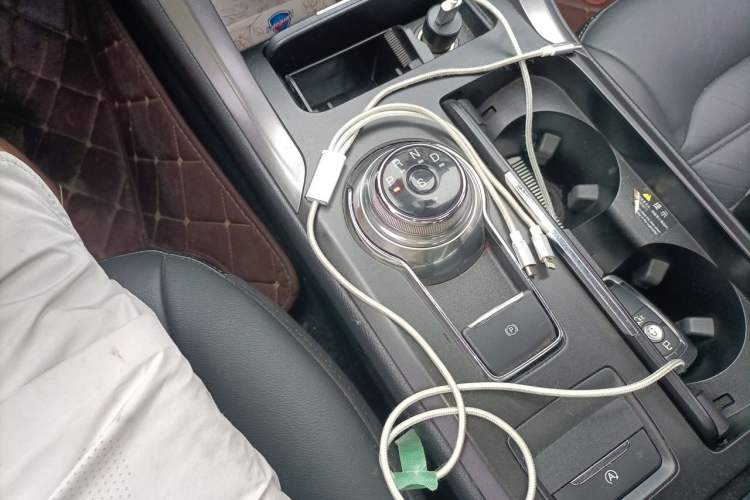 Used Ford Mondeo 2017 EcoBoost 200 Stylish Model Gear Lever