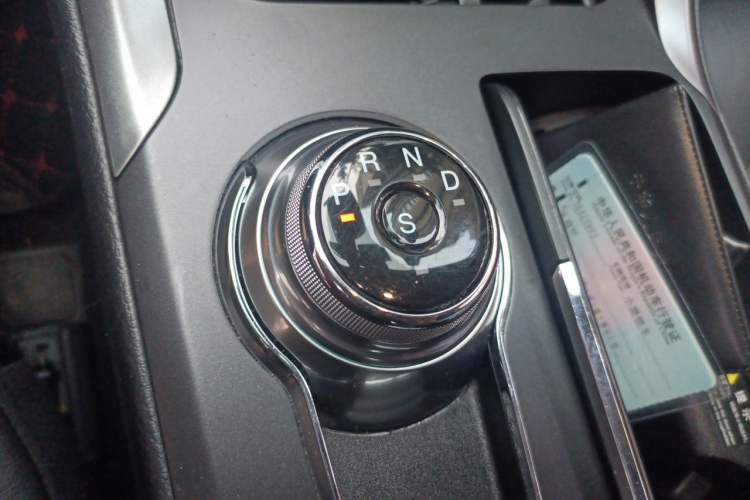 Used Ford Mondeo 2017 EcoBoost 180 Stylish Model Gear Lever