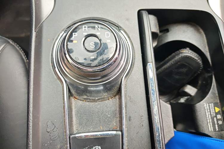 Used Ford Mondeo 2017 EcoBoost 180 Stylish Model Gear Lever