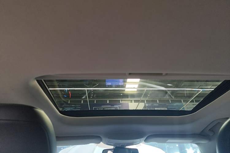 Used Ford Mondeo 2017 EcoBoost 180 Stylish Model Headliner