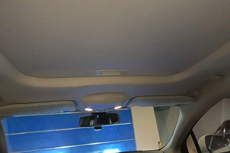 Used Ford Mondeo 2017 EcoBoost 180 Stylish Model Headliner