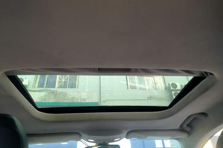 Used Ford Mondeo 2017 EcoBoost 180 Stylish Model Headliner
