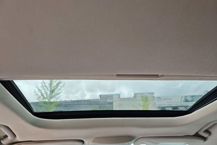 Used Ford Mondeo 2017 EcoBoost 180 Stylish Model Headliner