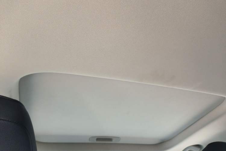 Used Ford Mondeo 2017 EcoBoost 180 Stylish Model Headliner