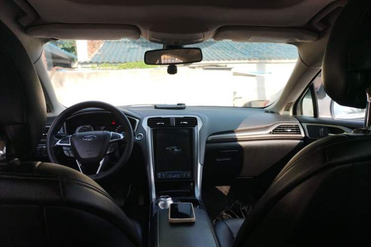 Used Ford Mondeo 2017 Facelifted EcoBoost 180 Fashion Edition Headliner