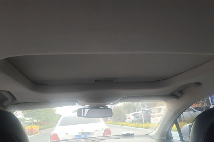 Used Ford Mondeo 2017 EcoBoost 180 Ultimate Model Headliner