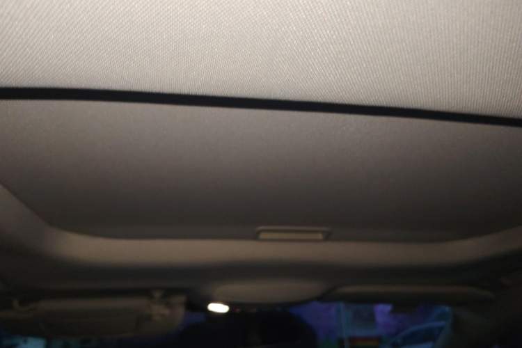 Used Ford Mondeo 2017 EcoBoost 200 Stylish Model Headliner