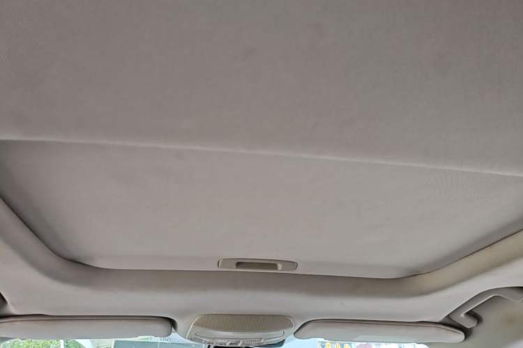 Used Ford Mondeo 2017 EcoBoost 180 Luxury Model Headliner