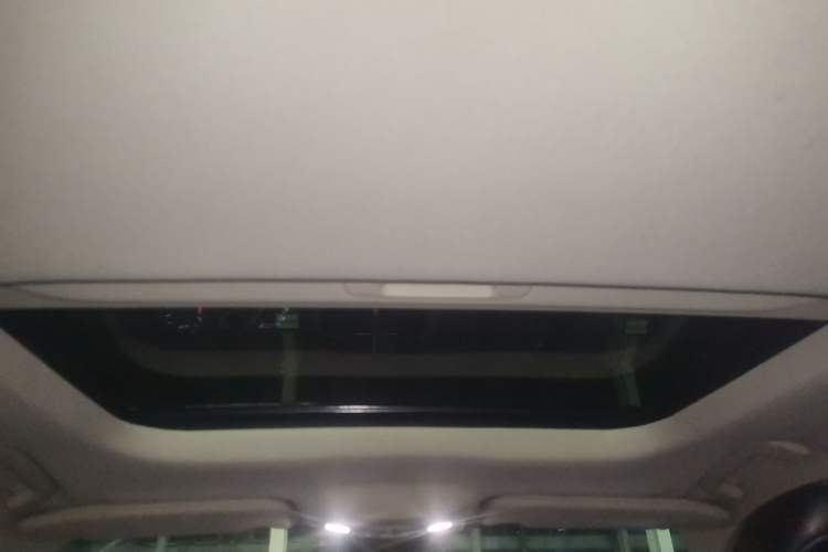 Used Ford Mondeo 2017 EcoBoost 180 Stylish Model Headliner