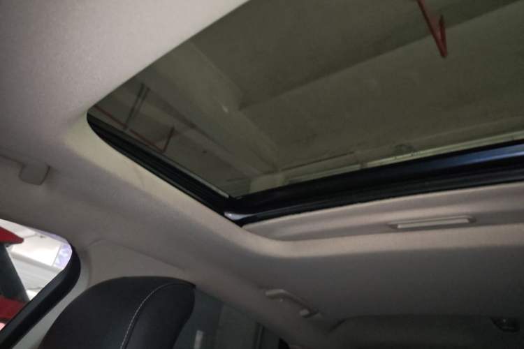 Used Ford Mondeo 2017 EcoBoost 180 Stylish Model Headliner