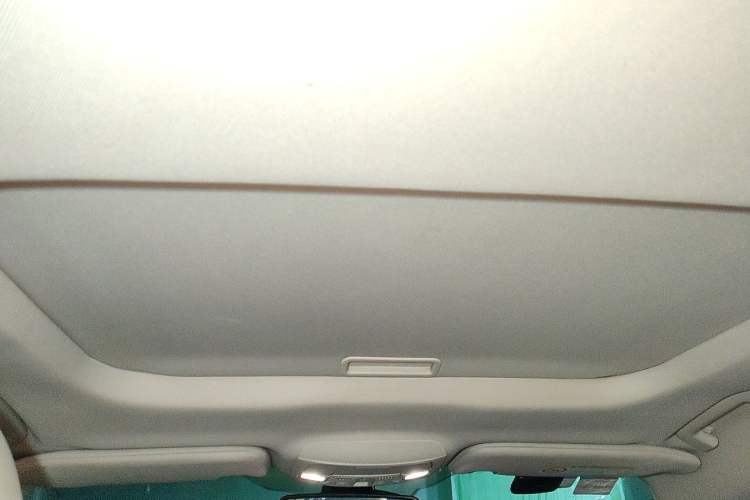 Used Ford Mondeo 2017 EcoBoost 180 Stylish Model Headliner