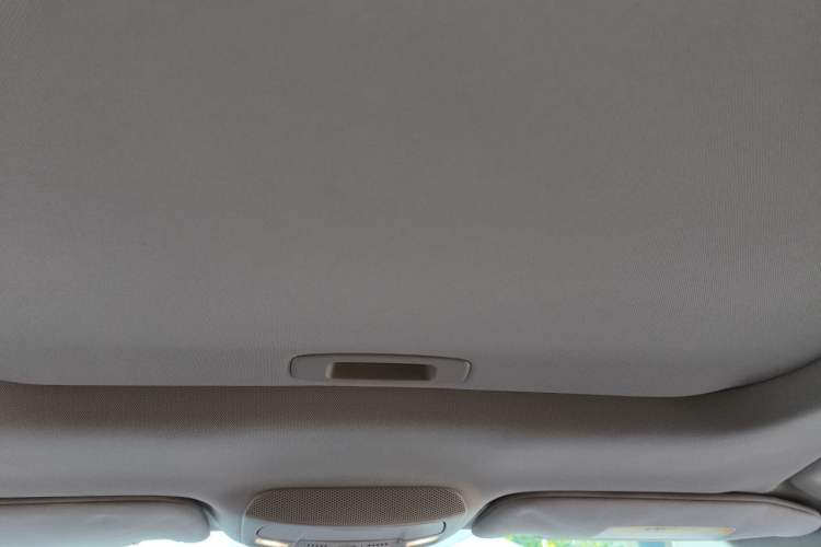 Used Ford Mondeo 2017 EcoBoost 180 Stylish Model Headliner