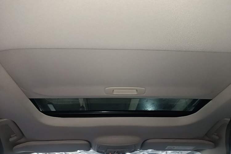 Used Ford Mondeo 2017 Facelifted EcoBoost 200 Luxury Version Headliner