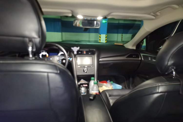 Used Ford Mondeo 2017 EcoBoost 200 Stylish Model Headliner