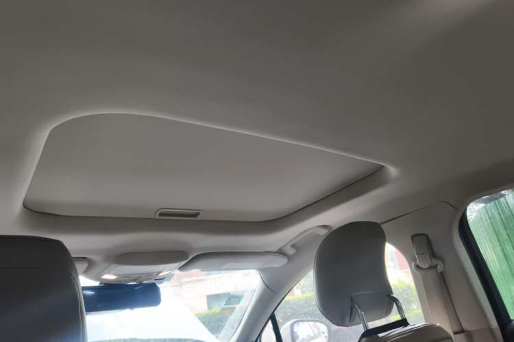 Used Ford Mondeo 2017 EcoBoost 180 Stylish Model Headliner