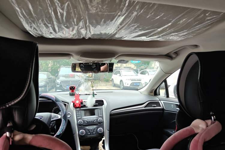 Used Ford Mondeo 2017 EcoBoost 180 Stylish Model Headliner