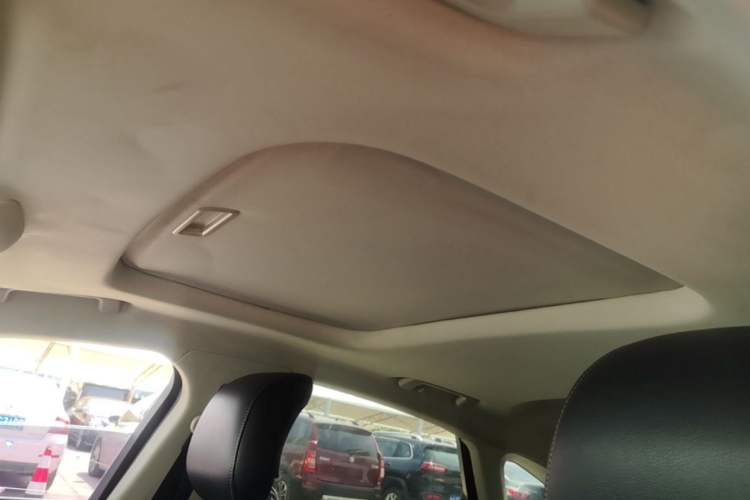 Used Ford Mondeo 2017 EcoBoost 180 Luxury Model Headliner