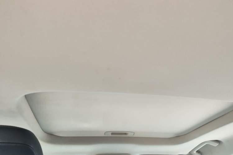 Used Ford Mondeo 2017 EcoBoost 200 Stylish Model Headliner