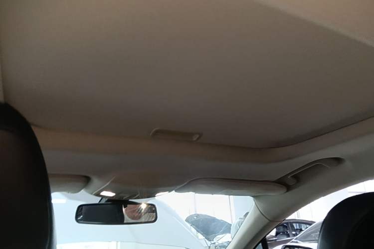 Used Ford Mondeo 2017 EcoBoost 180 Stylish Model Headliner