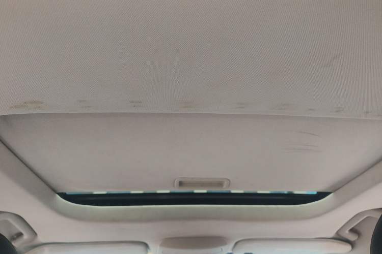 Used Ford Mondeo 2017 EcoBoost 180 Stylish Model Headliner