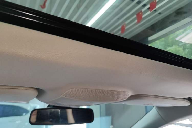 Used Ford Mondeo 2017 Restyled EcoBoost 180 Luxury Version Headliner