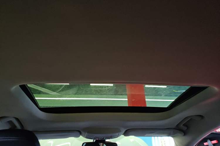 Used Ford Mondeo 2017 EcoBoost 180 Stylish Model Headliner