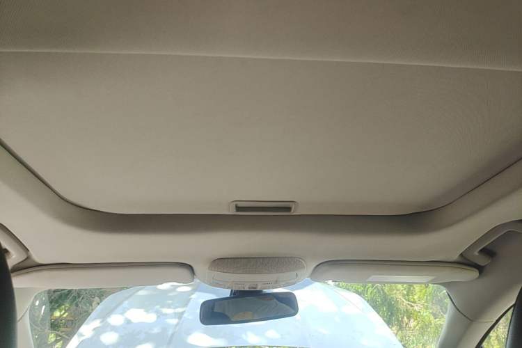 Used Ford Mondeo 2017 EcoBoost 180 Stylish Model Headliner