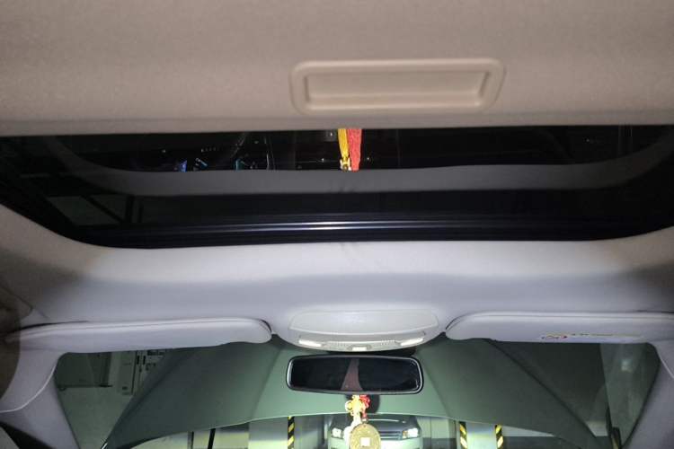 Used Ford Mondeo 2017 2.0L HEV Zhihao Model Headliner