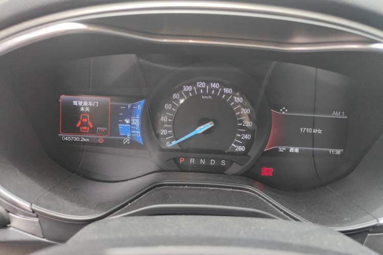 Used Ford Mondeo 2017 EcoBoost 180 Luxury Model Instrument Cluster
