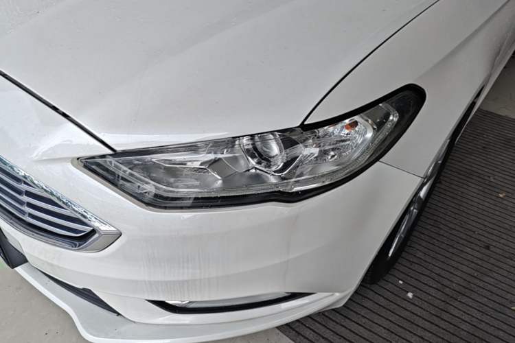 Used Ford Mondeo 2017 EcoBoost 180 Stylish Model Left Front Headlight