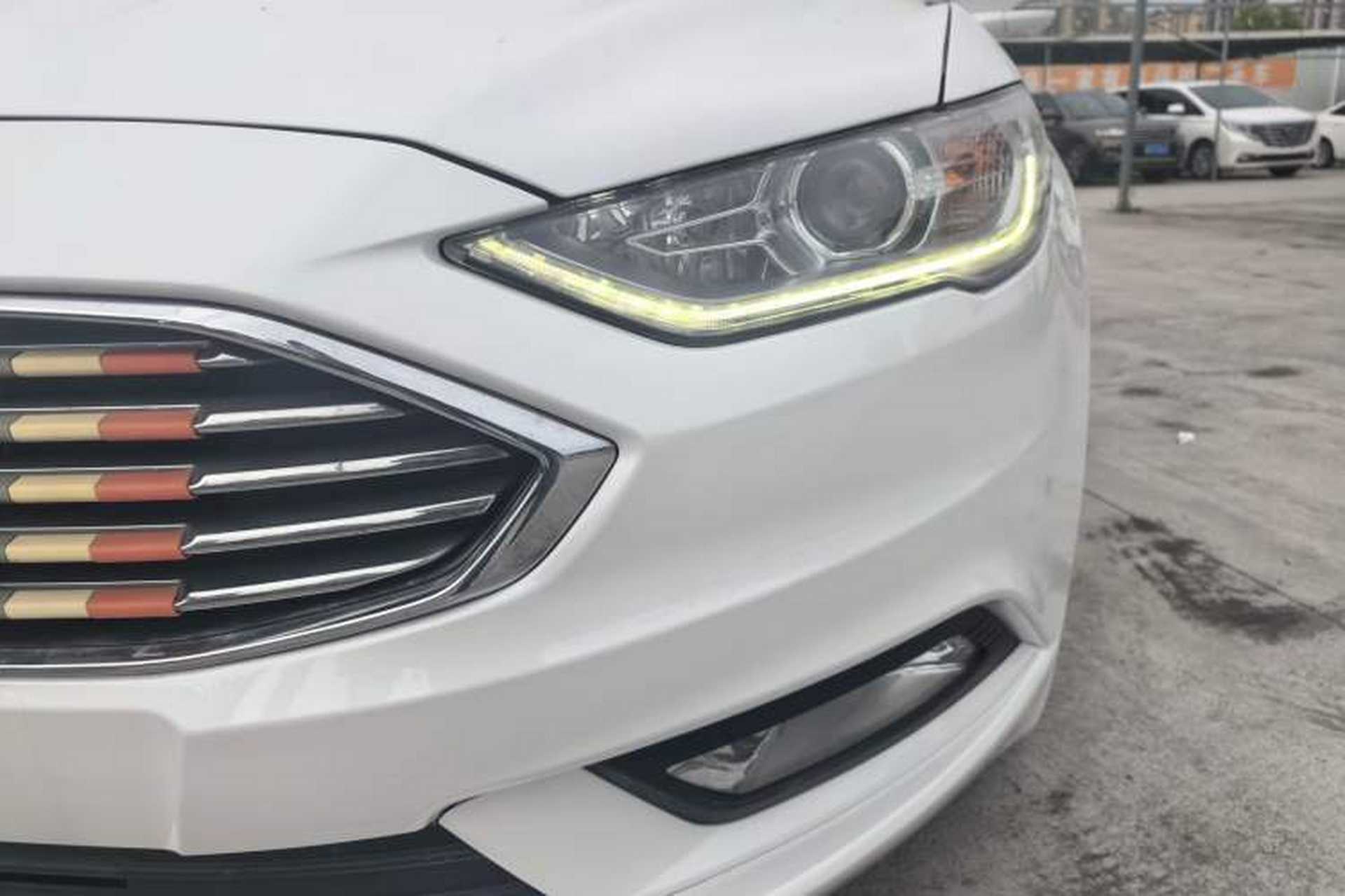 Used Ford Mondeo 2017 EcoBoost 180 Stylish Model Left Front Headlight