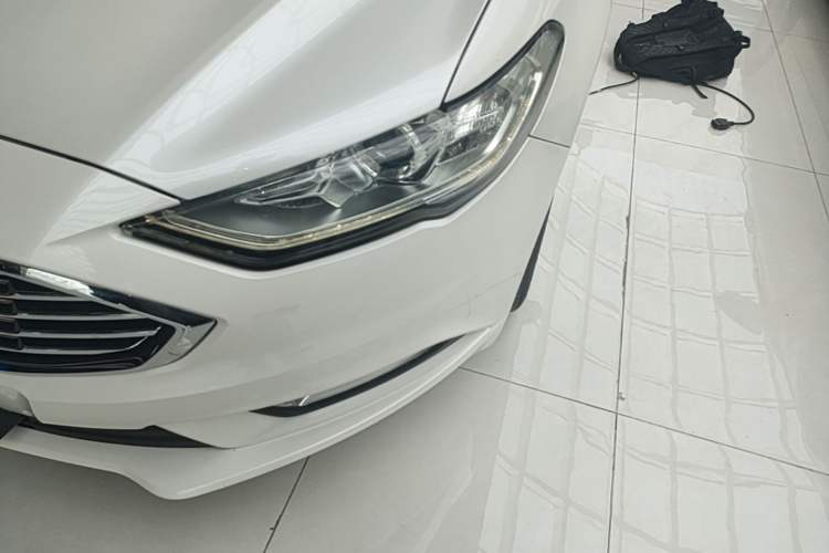 Used Ford Mondeo 2017 EcoBoost 200 Stylish Model Left Front Headlight