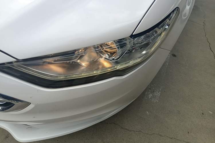 Used Ford Mondeo 2017 EcoBoost 180 Stylish Model Left Front Headlight