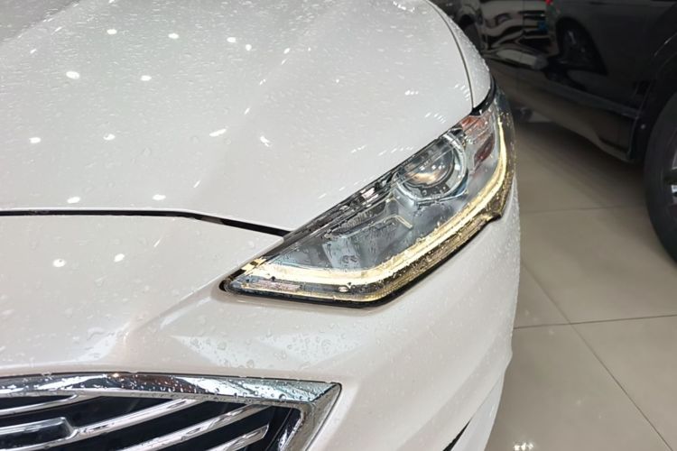 Used Ford Mondeo 2017 EcoBoost 180 Stylish Model Left Front Headlight