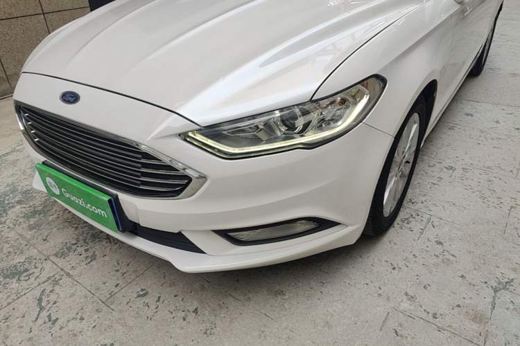 Used Ford Mondeo 2017 Facelifted EcoBoost 180 Fashion Edition Left Front Headlight