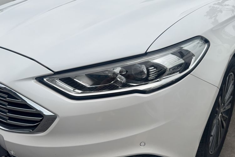 Used Ford Mondeo 2017 Restyled EcoBoost 180 Luxury Version Left Front Headlight