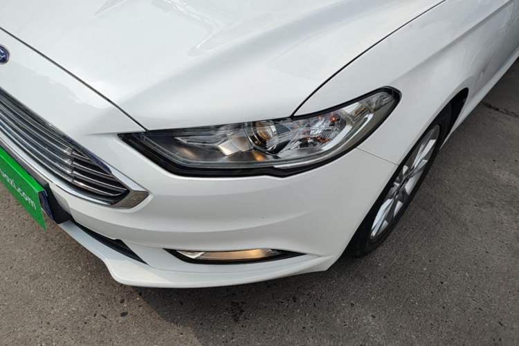 Used Ford Mondeo 2017 Facelifted EcoBoost 180 Fashion Edition Left Front Headlight