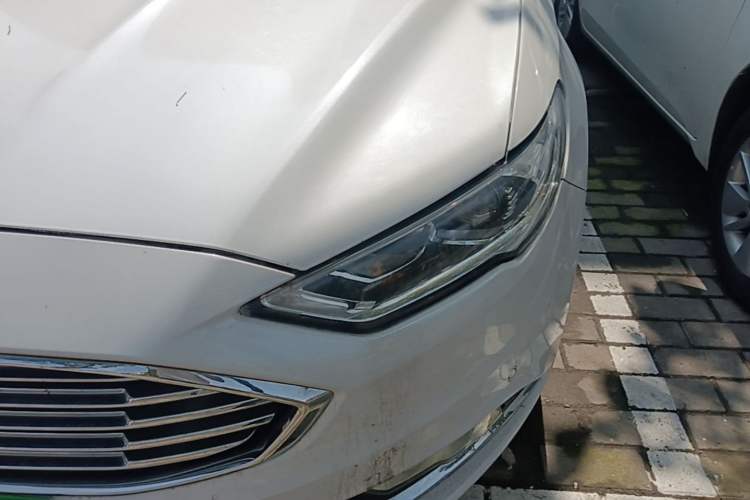 Used Ford Mondeo 2017 EcoBoost 180 Luxury Model Left Front Headlight