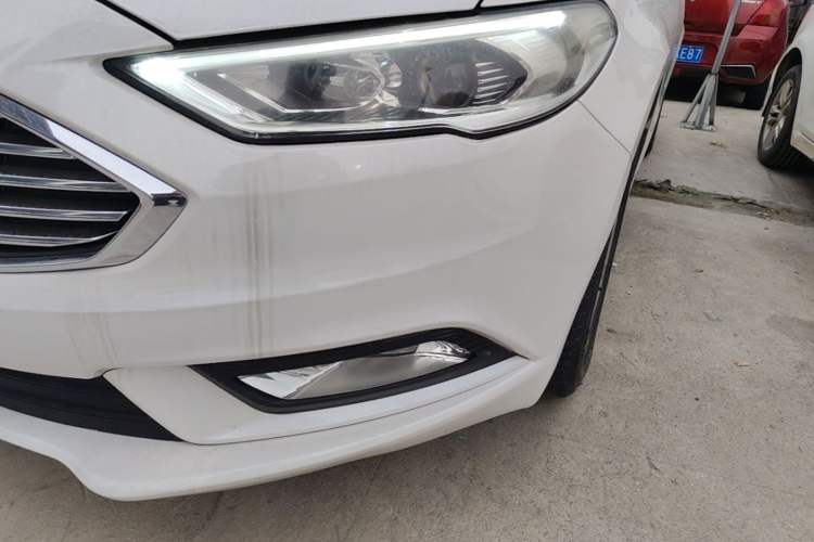 Used Ford Mondeo 2017 Facelifted EcoBoost 180 Fashion Edition Left Front Headlight