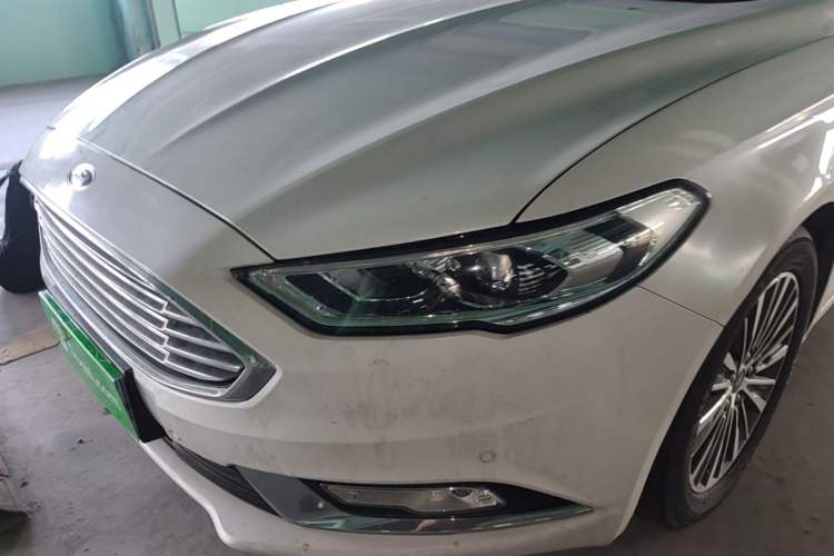 Used Ford Mondeo 2017 EcoBoost 200 Luxury Model Left Front Headlight