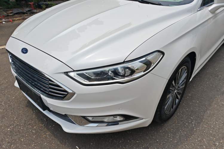 Used Ford Mondeo 2017 EcoBoost 180 Luxury Model Left Front Headlight