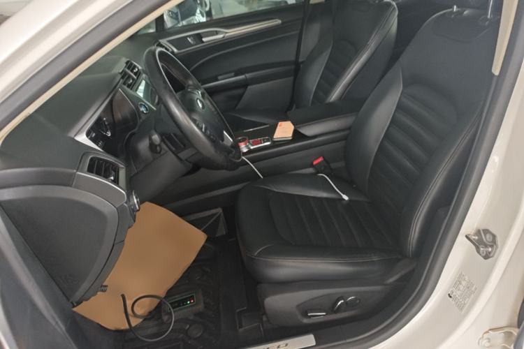 Used Ford Mondeo 2017 EcoBoost 180 Stylish Model Left Front Seat