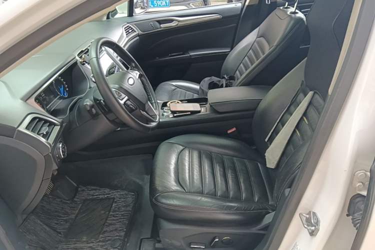 Used Ford Mondeo 2017 EcoBoost 180 Stylish Model Left Front Seat