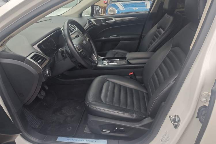 Used Ford Mondeo 2017 Facelifted EcoBoost 180 Fashion Edition Left Front Seat