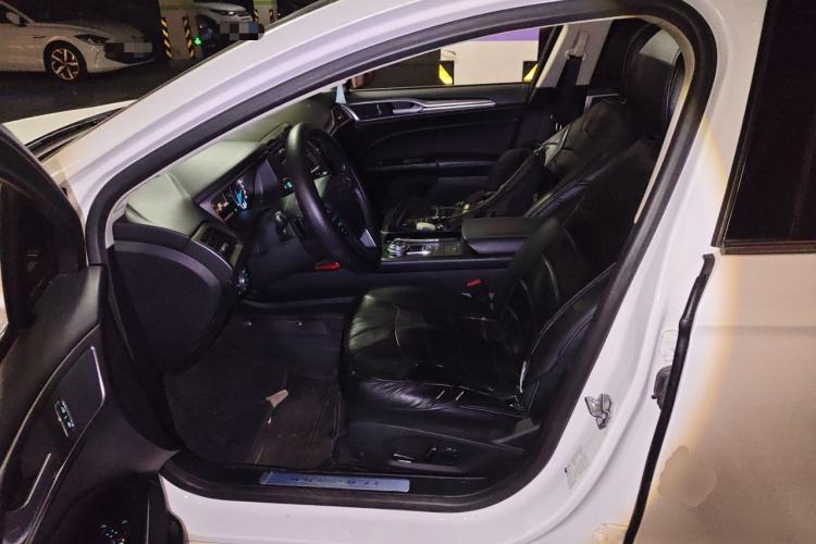 Used Ford Mondeo 2017 EcoBoost 200 Stylish Model Left Front Seat